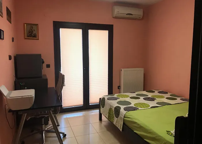 Nataliia-nikiti * Nikiti (Sithonia)
